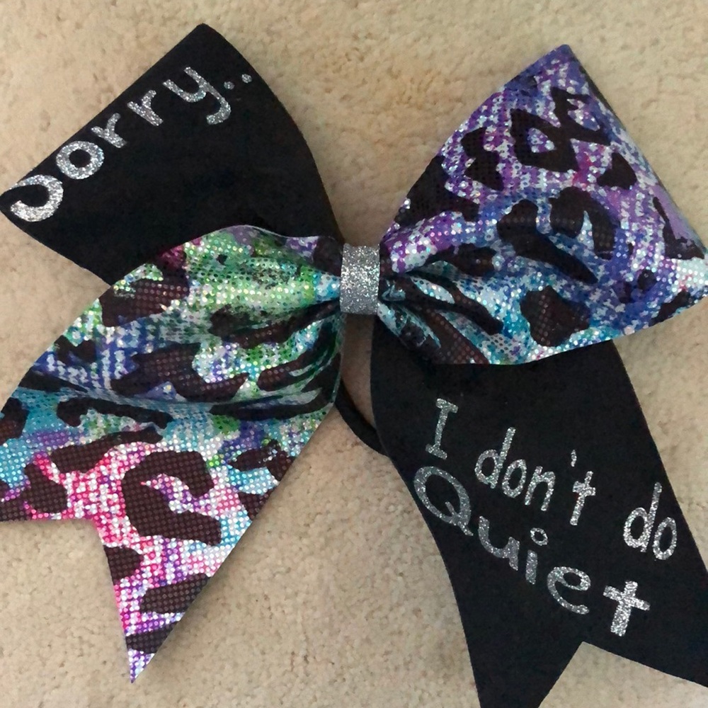Cheer bow